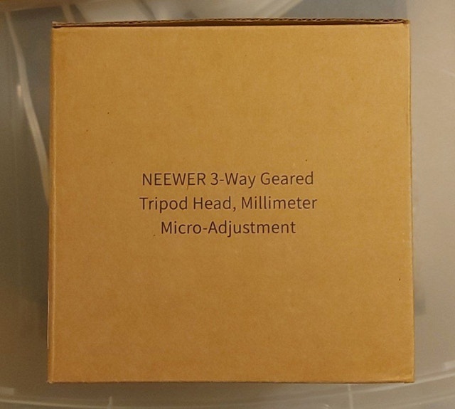 New, unopened NEEWER 3 Way Geared Tripod Head, DSLR & others - photo 3