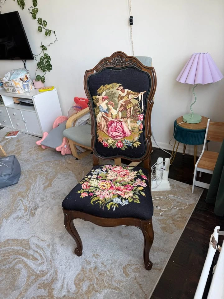 Vintage Needlepoint Accent Chair - French Provincial Style - photo 2