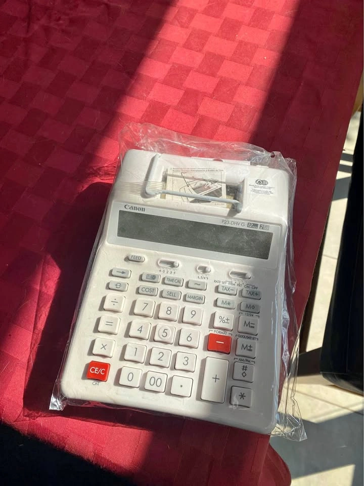 Canon P23-DHV-3 12-Digit Printing Calculator