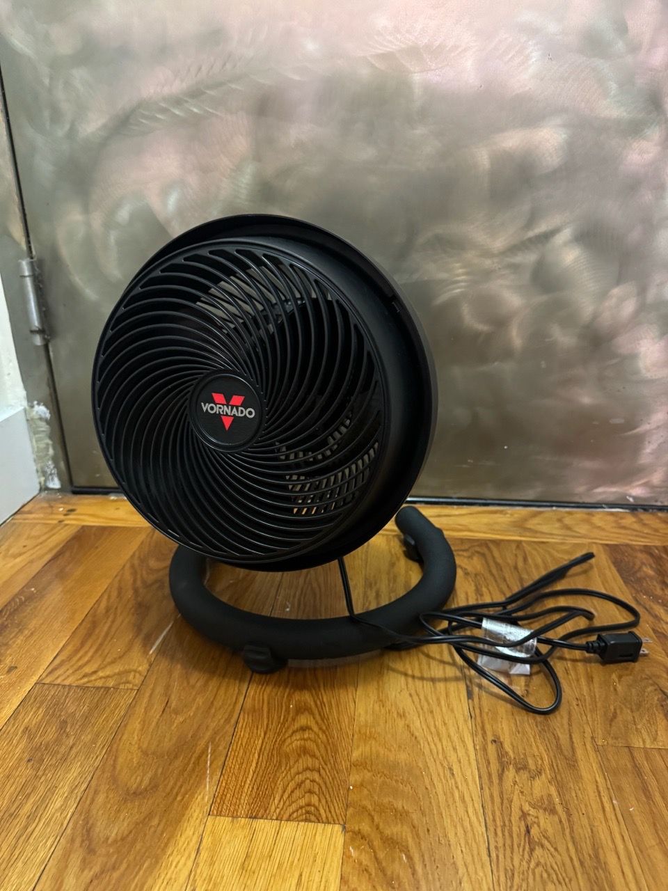 Vornado 623 Mid-Size Whole Room Air Circulator Fan