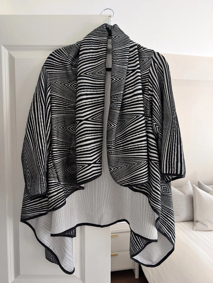 Women's Geometric Knit Wrap - One Size - photo 2