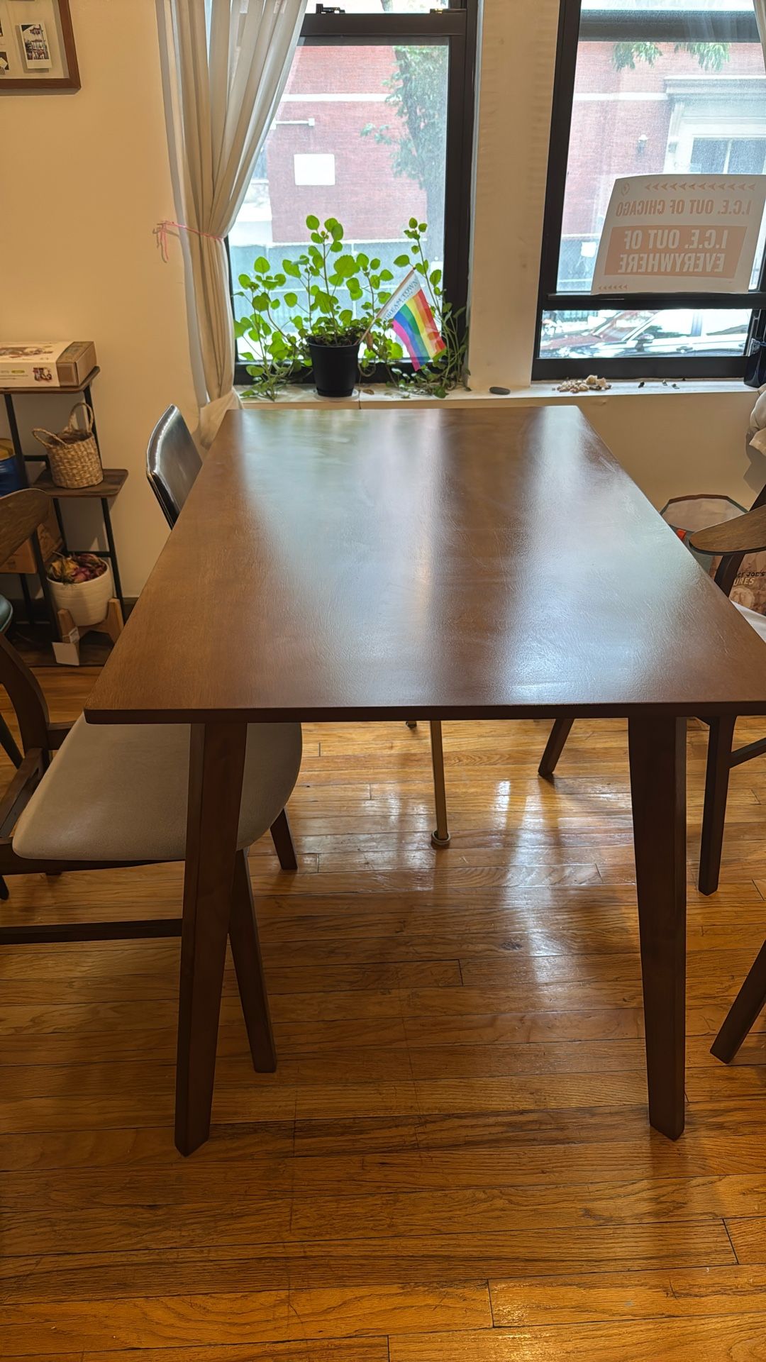 Table + Chairs