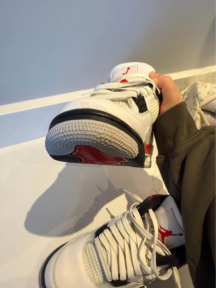 Air Jordan 4 “Red Cement” - photo 4