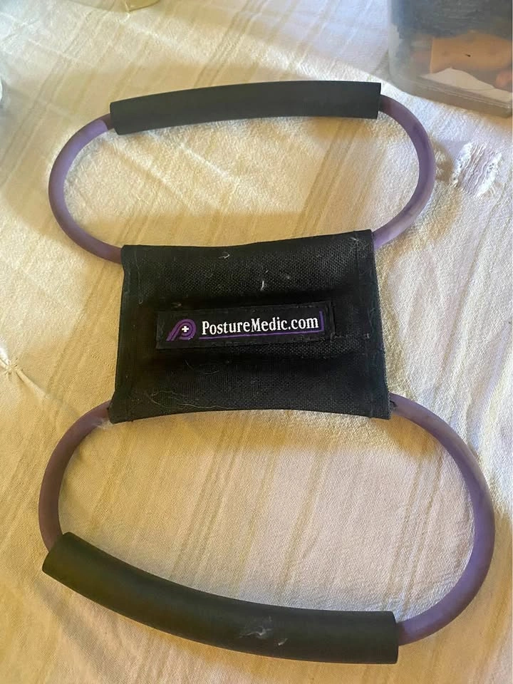 Small posture corrector