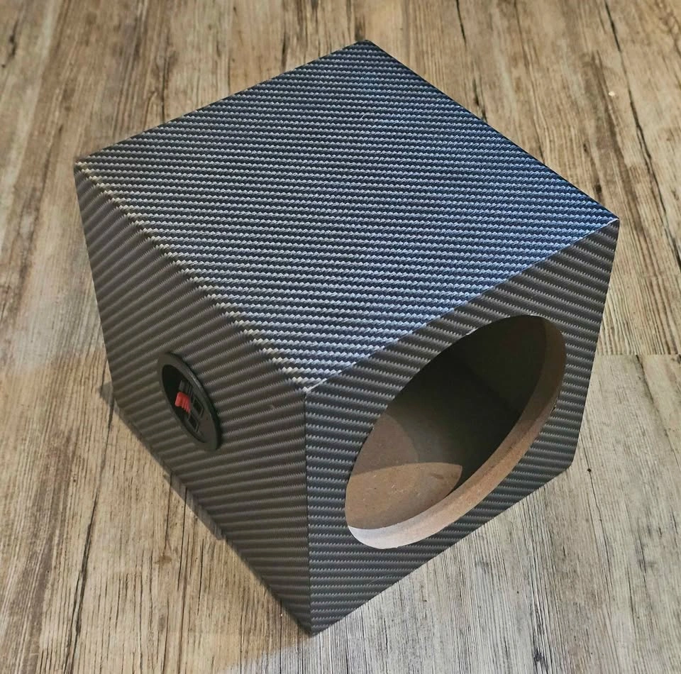 Custom Carbon Fiber Style Subwoofer Box - 6.5" / 7" - photo 2
