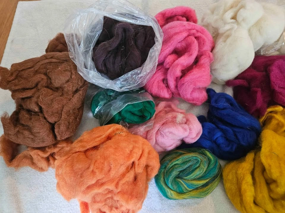Huge lot of wool roving for felting - photo 2