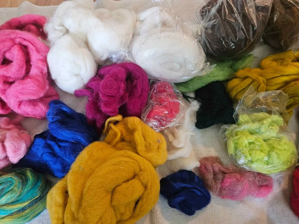 Huge lot of wool roving for felting - photo 3