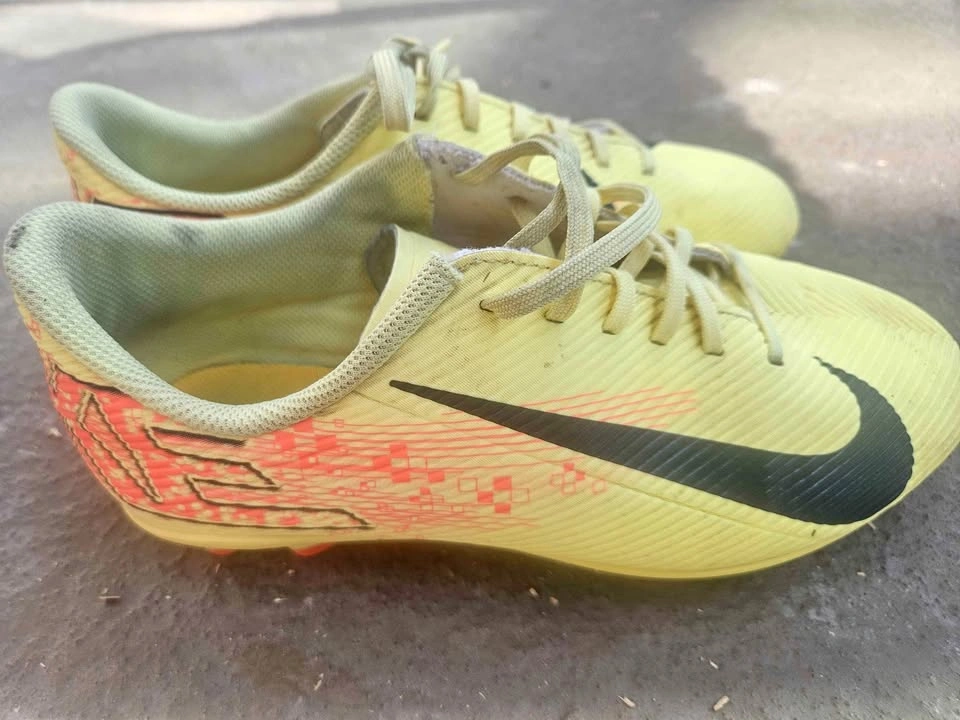 Nike Mercurial Cleats 6Y
