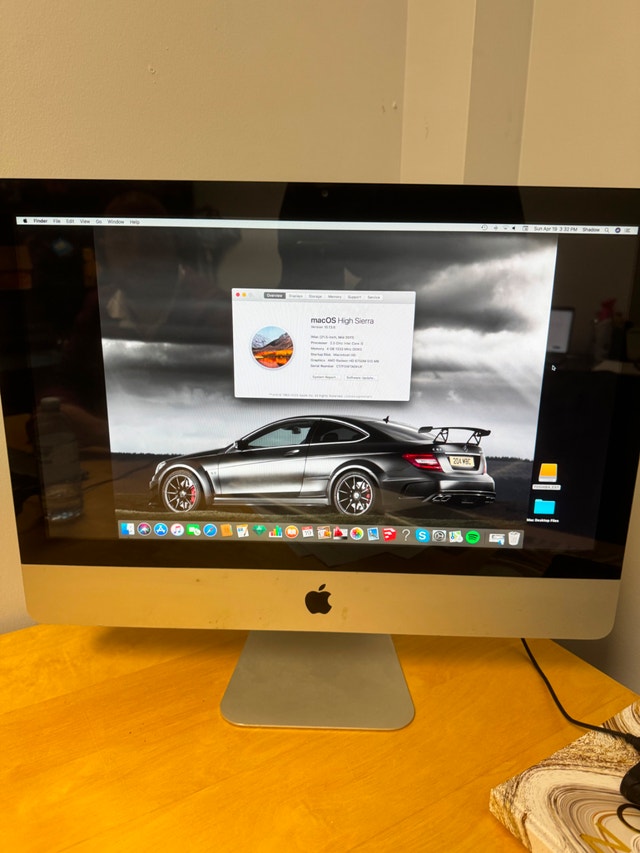 Mac tower iMac Tablets and Iphones - photo 3