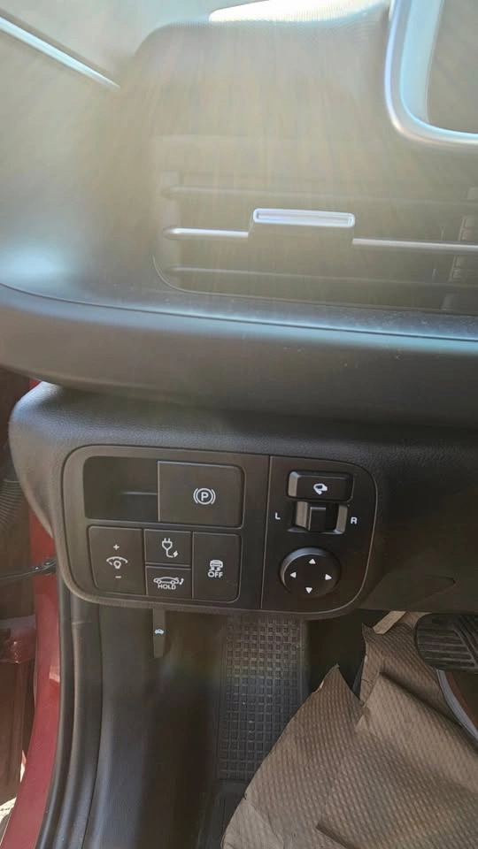 2023 Hyundai Ioniq 6 AWD 1 Owner Low KM - photo 4