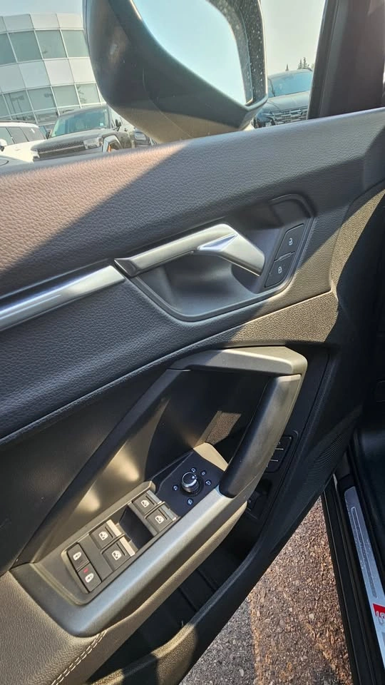 2025 Audi Q3 Progressive. NO ACCIDENT - photo 4