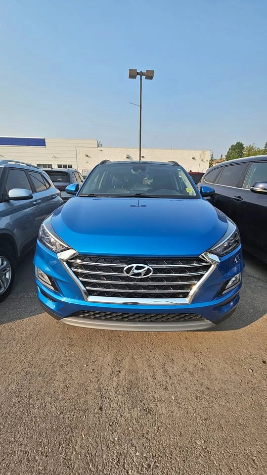 2019 Hyundai Tucson Luxury, 2 Sets of Tires, No Accident