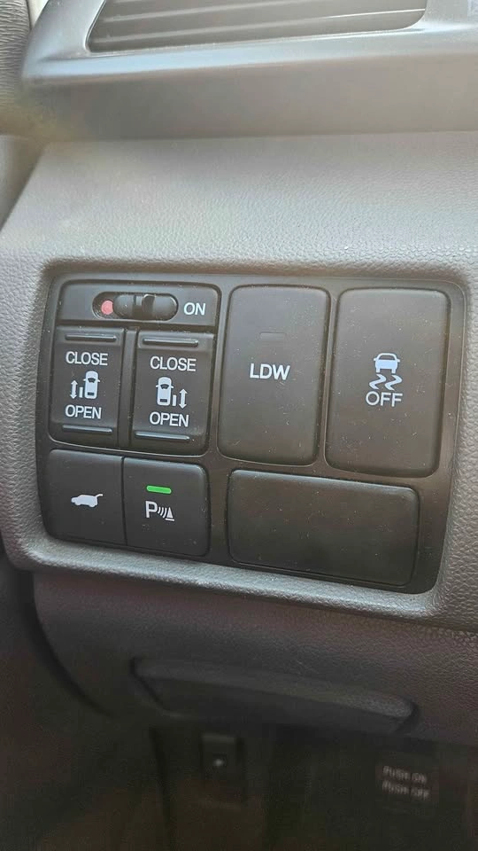 2016 Honda Odyssey - photo 4