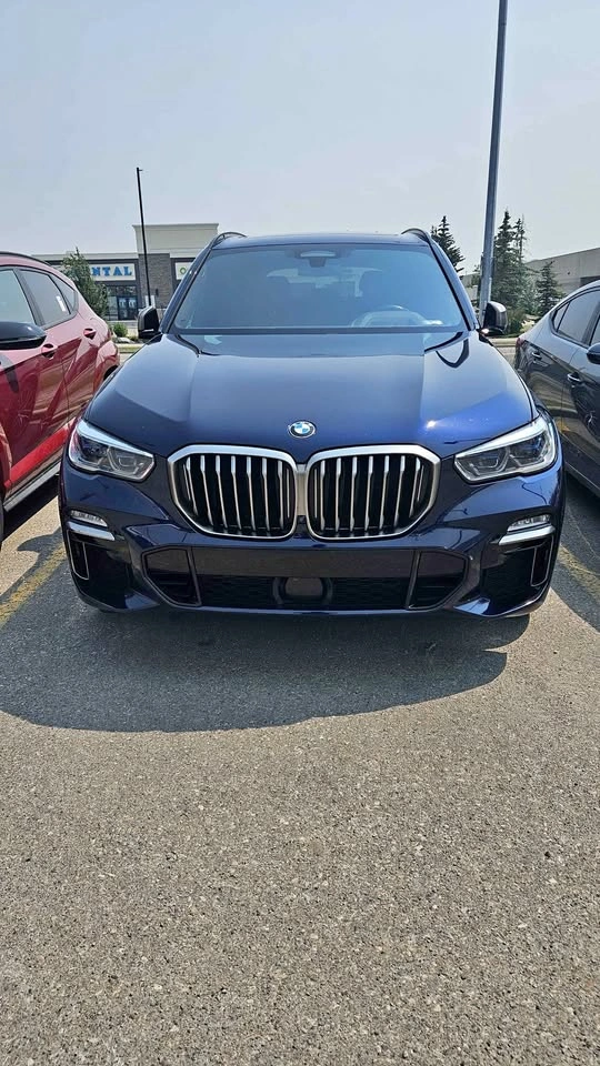 2020 BMW X5 M50i