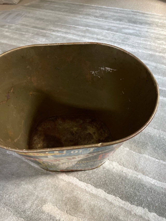 Vintage Canadian University Trash Can - photo 4