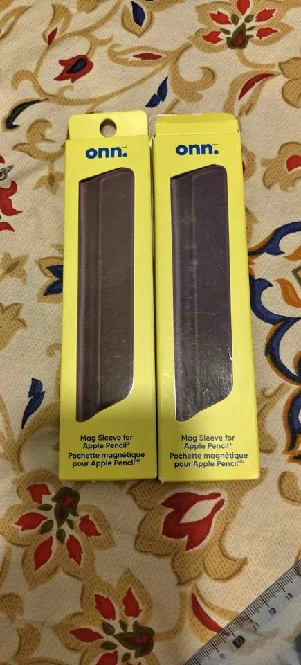 2 Magnetic sleeve for Apple Pen