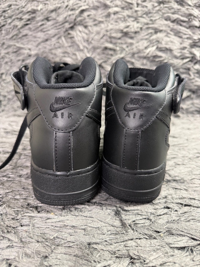 Nike air force Size 9.5 - photo 4