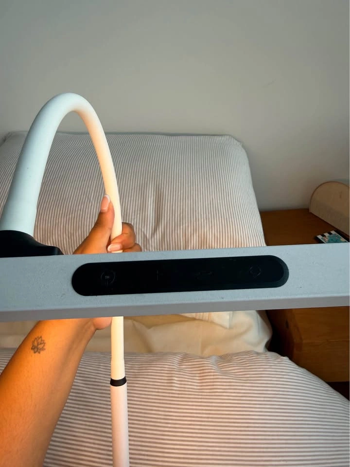 LED Desk Lamp - photo 3