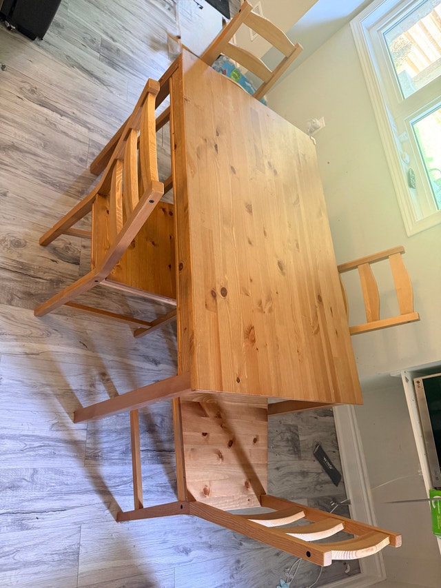TABLE AND CHAIR SET