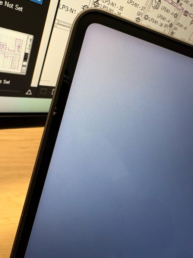 Apple MacBook Pro 14-inch - photo 5