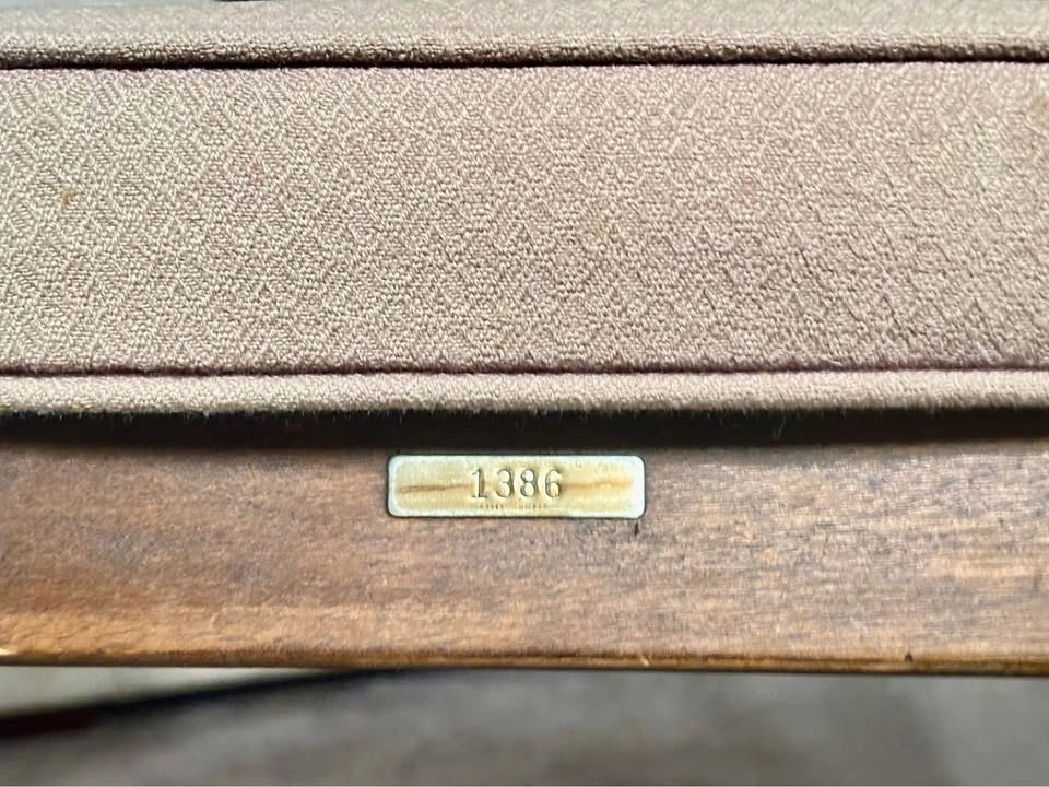 Pair of Vintage 1950s Mid-Century Modern Walnut Armchairs - photo 4