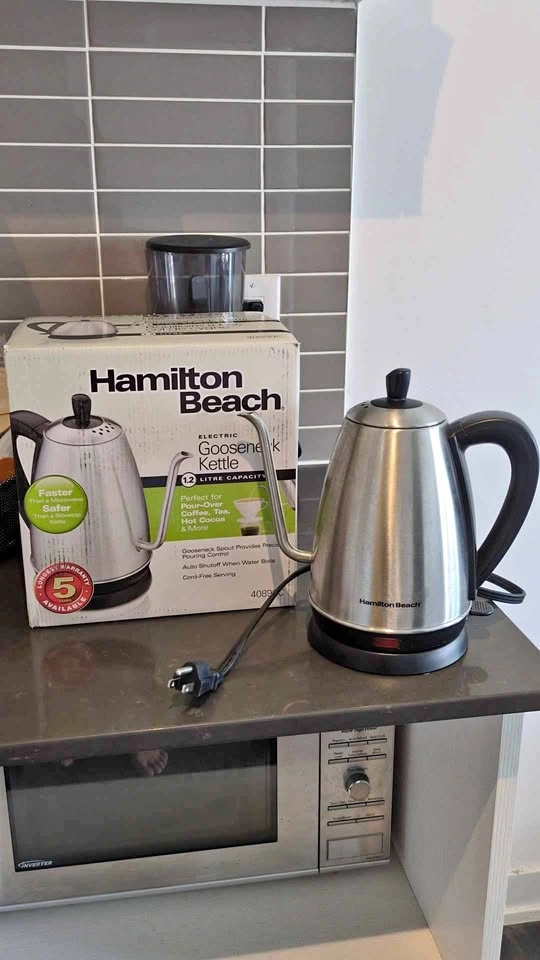 Electric gooseneck kettle - Hamilton Beach 1.2L