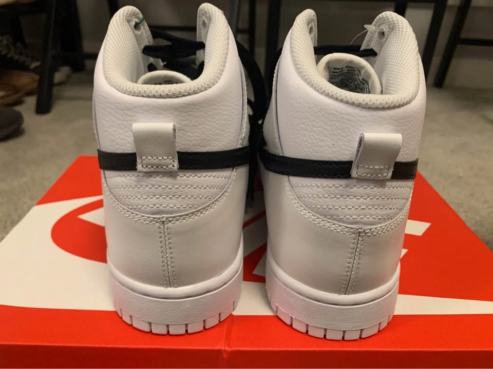 Nike Dunks - Brand New (Original) - photo 3