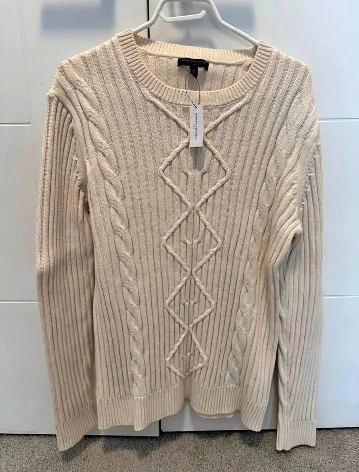 Banana Republic Men’s Sweater- Brand New
