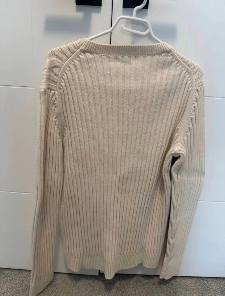Banana Republic Men’s Sweater- Brand New - photo 2