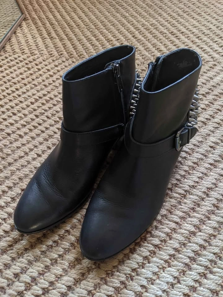 Sam Edelman Spike Booties - Sz 7 - photo 2