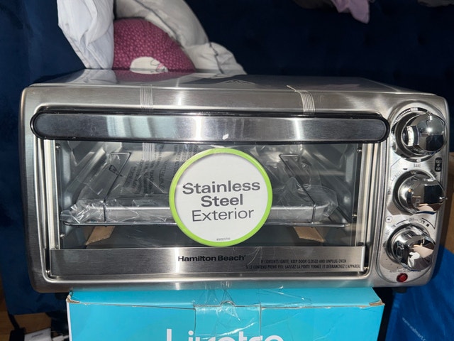 Hamilton Beach Toaster Oven - photo 2