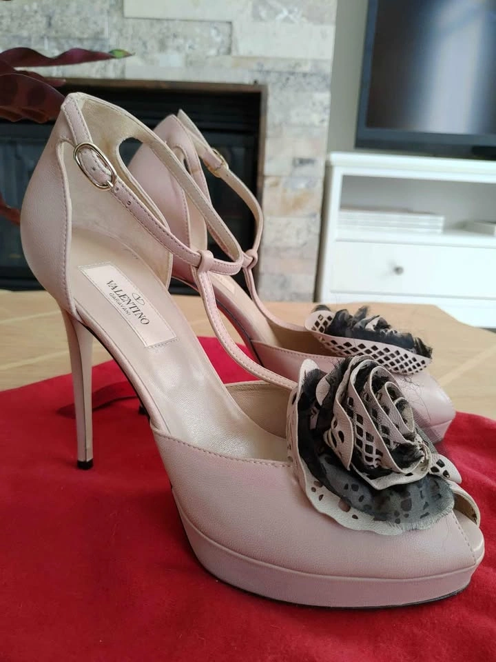 Valentino Garavani High Heels - photo 3