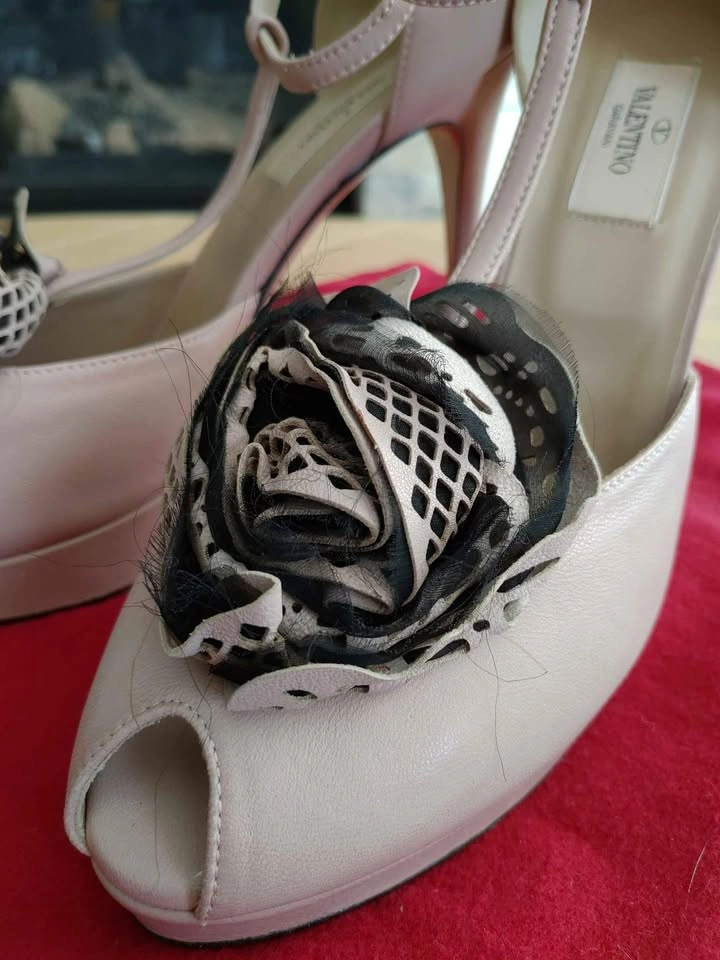 Valentino Garavani High Heels - photo 5