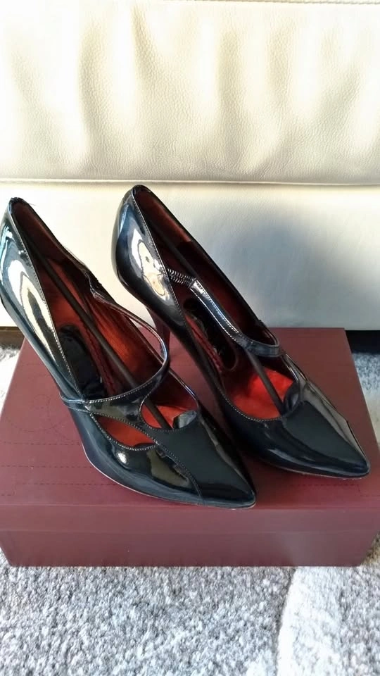 Jonathan Kelsey Mary Jane Heels
