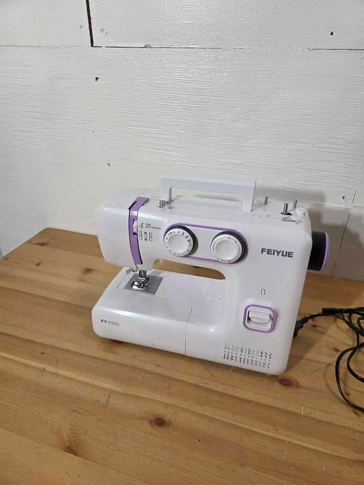 FEIYUE FYe330 Sewing Machine with Foot Pedal New - photo 4