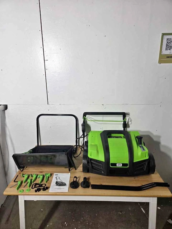 Electric Lawn Dethatcher Scarifier 16 Inch New