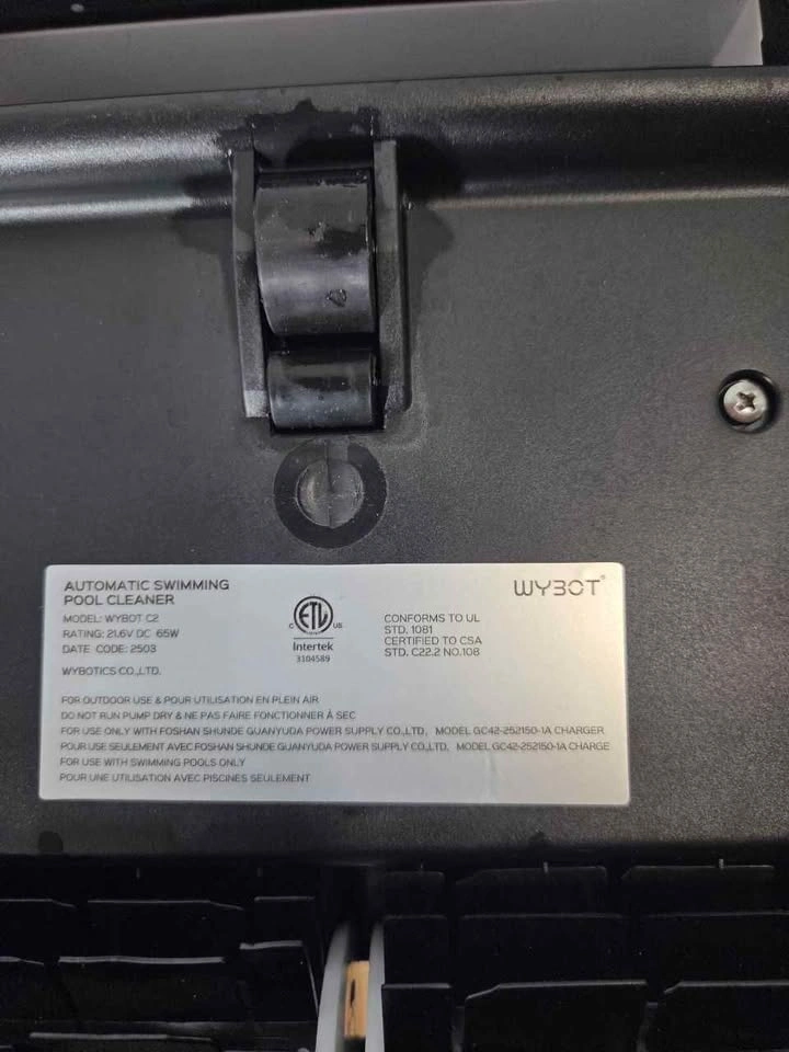 WYBOT C2 Cordless Pool Vacuum Robot - photo 4