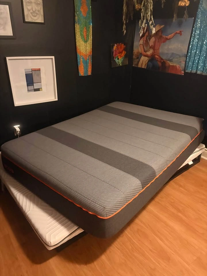 Canadian-Made Double Bed Set – Mattress & Bed Frame - photo 3