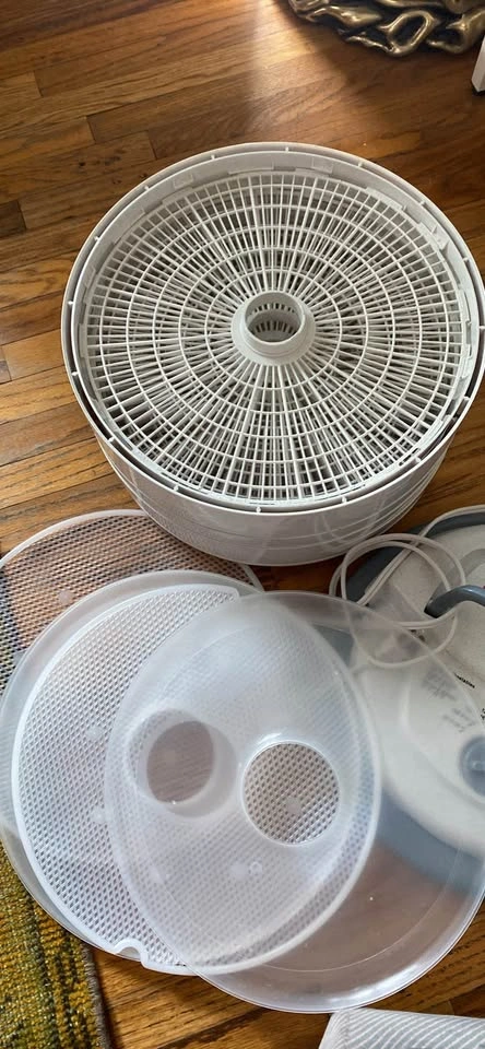 Food and jerky dehydrator - photo 3