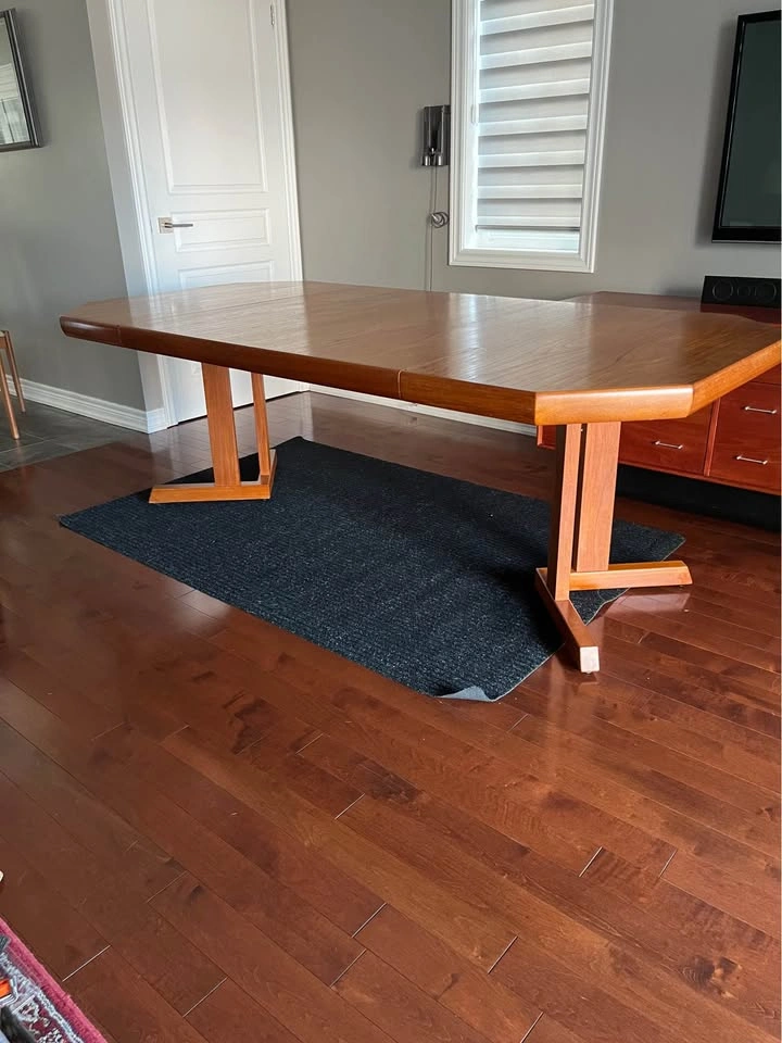 Mid-Century Modern Teak Extendable Dining Table - photo 4
