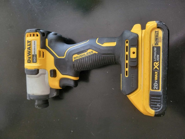 DeWalt DCF840 20V Max Brushless Impact Driver