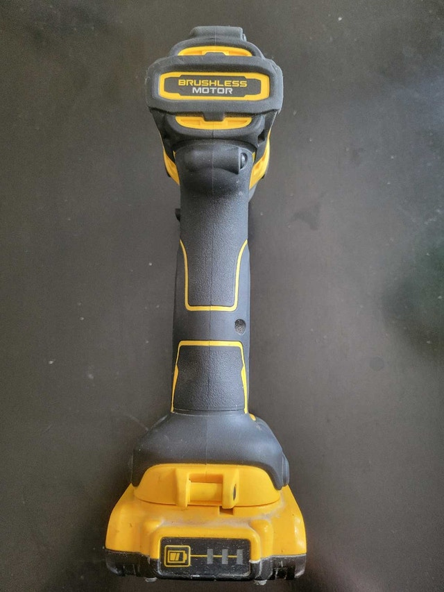 DeWalt DCF840 20V Max Brushless Impact Driver - photo 3