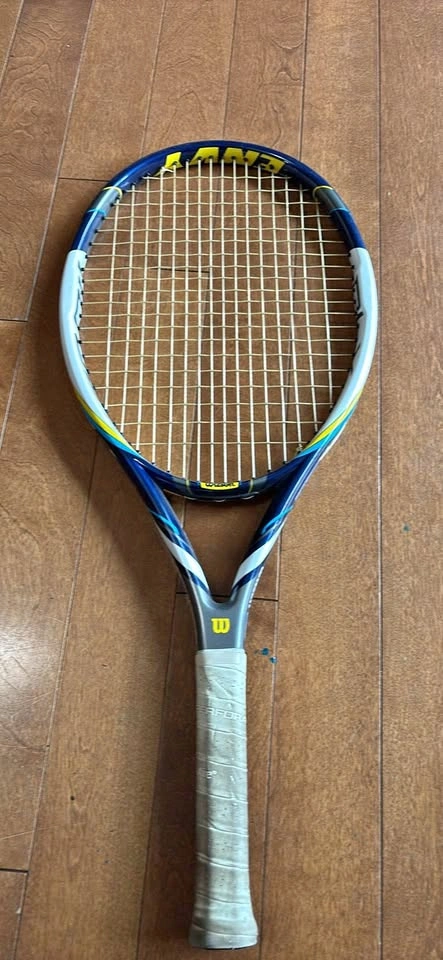 Wilson Envy 110 UL Tennis Racquet