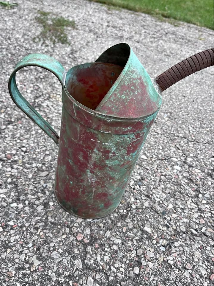 RUSTIC COPPER WATER CAN