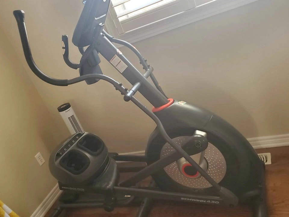Schwinn 430 Elliptical Machine - photo 4