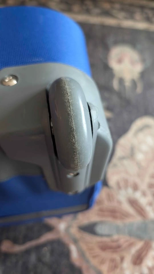 Delsey Blue Rolling Underseat Bag - photo 4