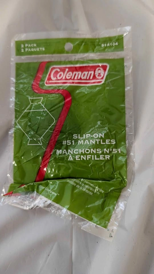 Coleman propane lantern 5428-601 with handle and mantles - photo 3