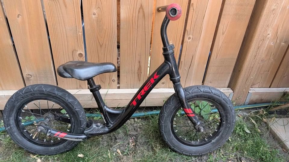 Trek 12 inch balance bike - photo 2