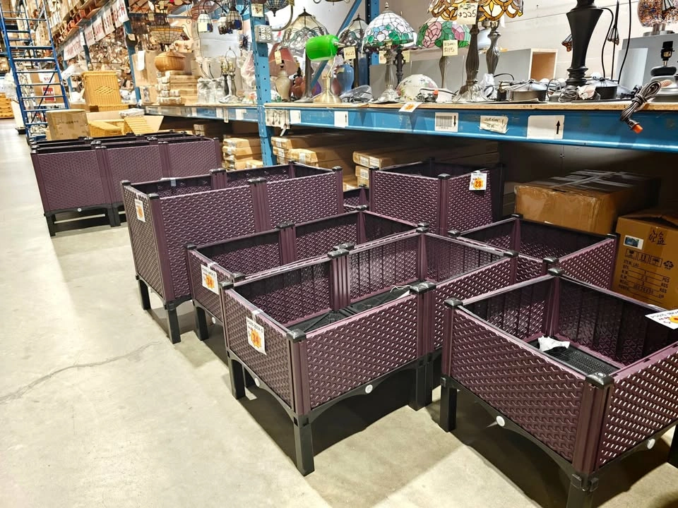 Morden Square Plant Box