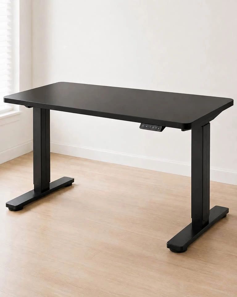 Adjustable standing desk